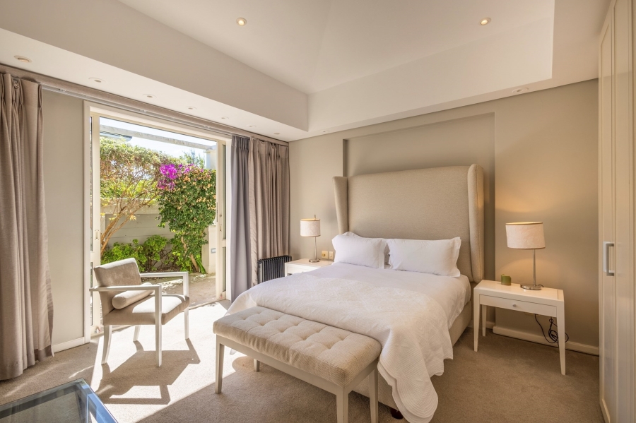 5 Bedroom Property for Sale in Whale Rock Beach Western Cape
